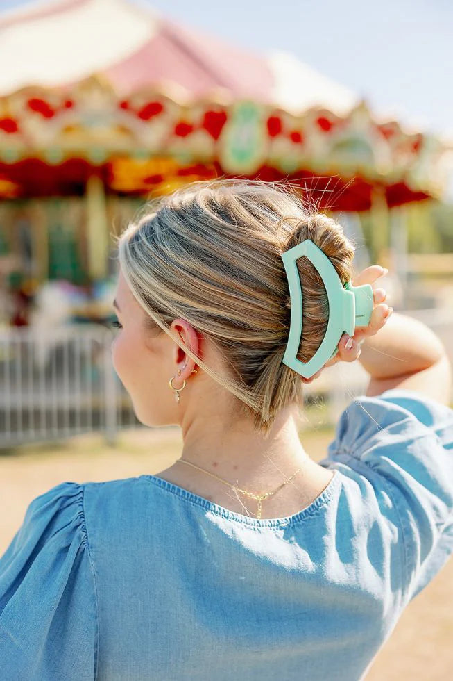 Open Mint to Be Hair Clip