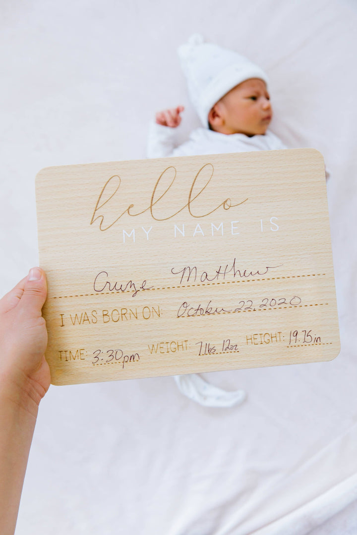 Fill In Baby Arrival Milestone Photo Prop